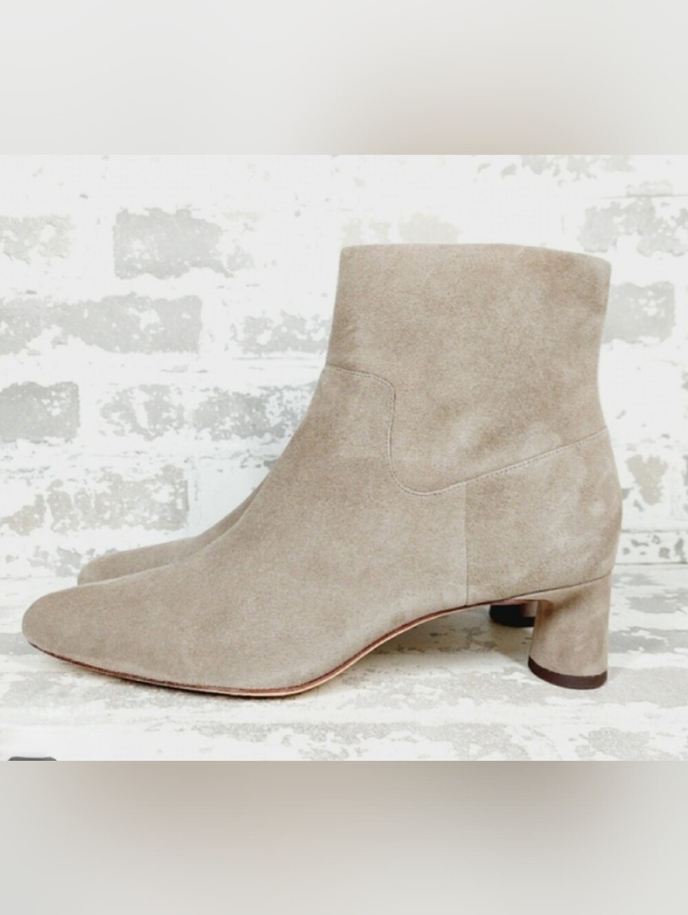 New VINCE Hilda Elegant Suede Leather Ankle Boots - Tan Women's Size 6